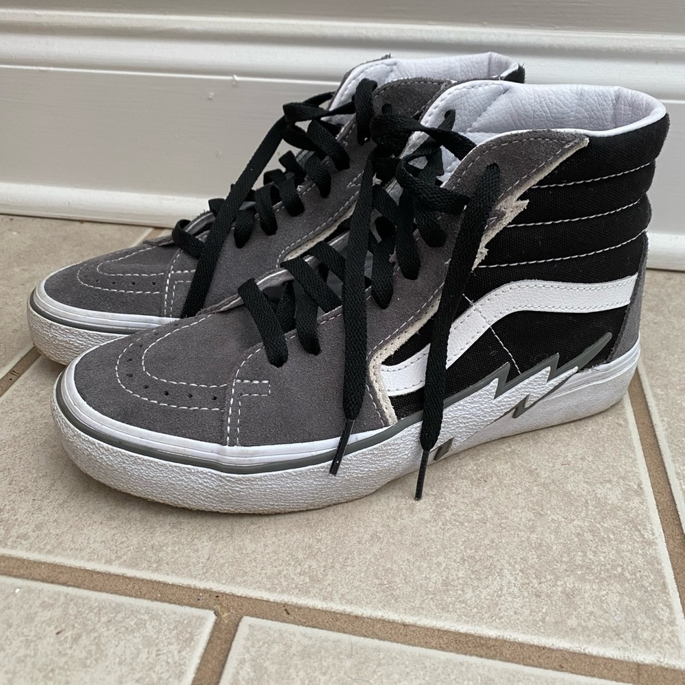 Vans Sk8 hi bolt women’s size 8